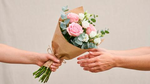 Как выбрать букет: руководство для тех, кто не разбирается в цветах
