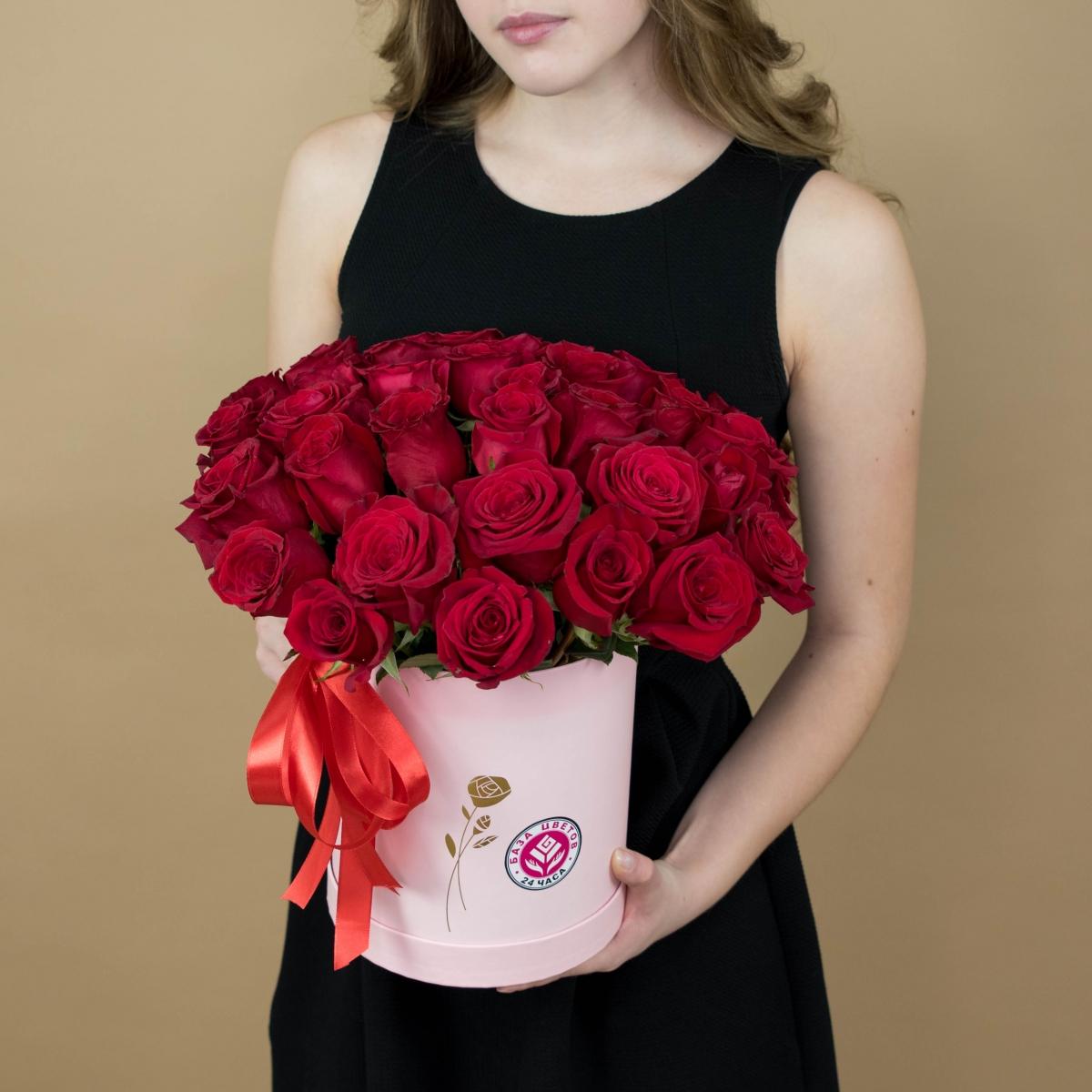 Розы красные в шляпной коробке (articul: 2158)