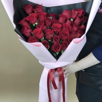 Букеты из красных роз 70 см (Эквадор) (артикул букета: 115370)