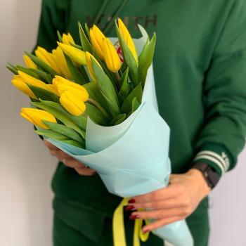 Тюльпаны жёлтые 15 шт артикул букета - 140270