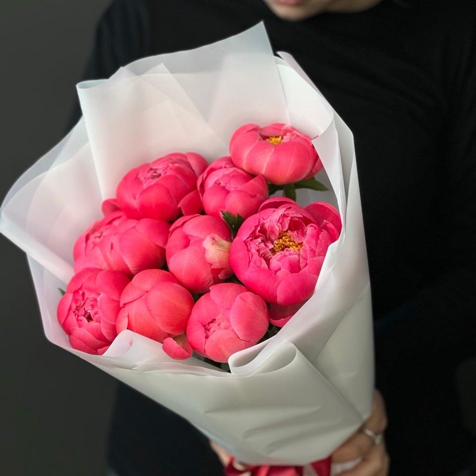 Букет с пионами 9 шт код: 164340